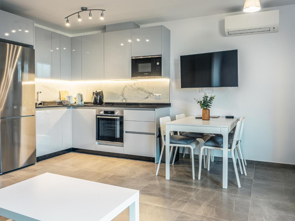 Brand New Studio Near The Beach, Gibraltar Eksteriør bilde